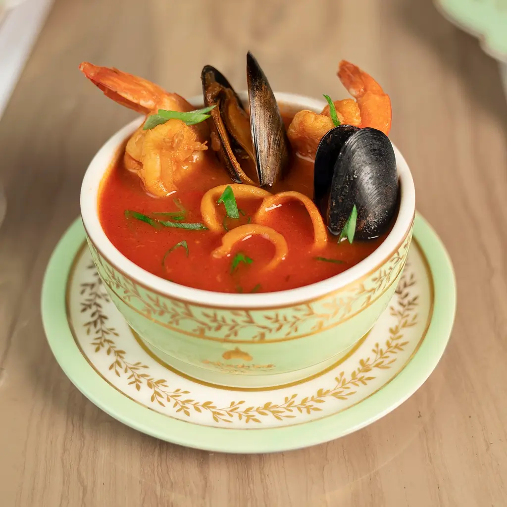 شوربة المأكولات البحرية